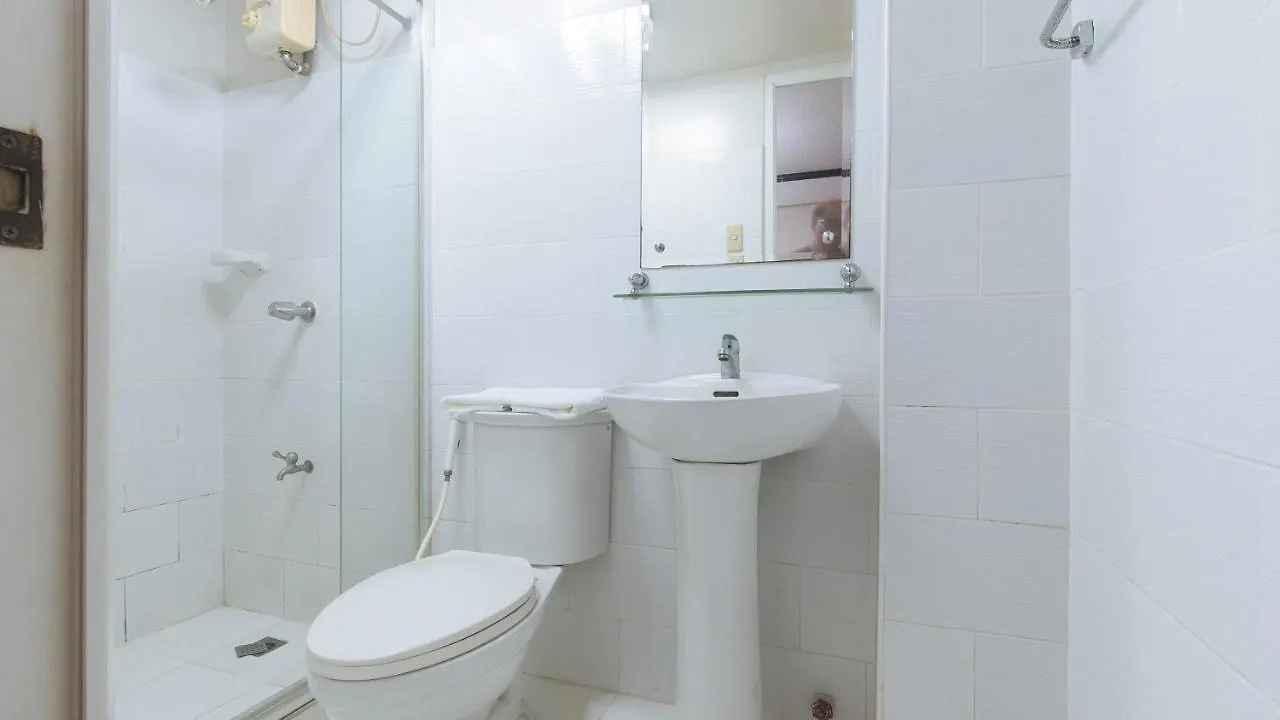 El Rico Suite Makati By Reddoorz Makati City 2*,  Philippines