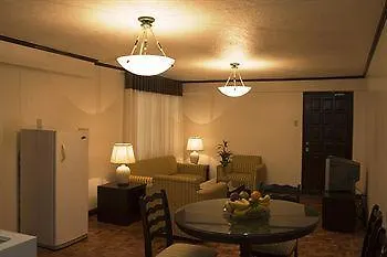 El Rico Suite Makati By Reddoorz Makati City 2*,