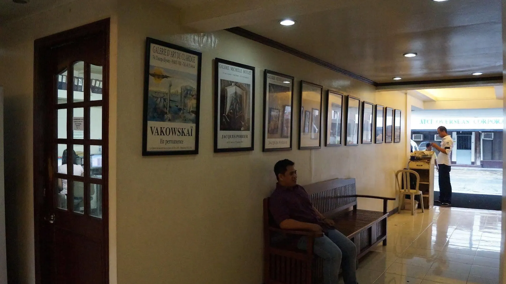 ** Hotel El Rico Suite Makati By Reddoorz Makati City Philippines